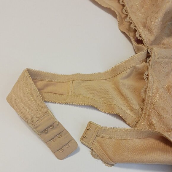 NWT Comfort Choice Front Close Wireless Posture Bra, 48G - Picture 6 of 15